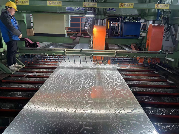 4500 18000钢板修磨机